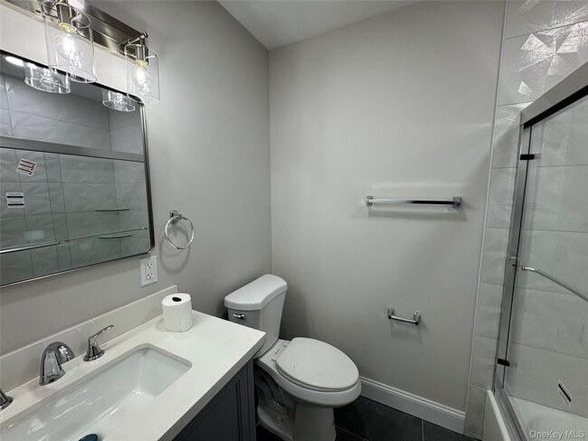 Building Photo - 75 Valley Dr