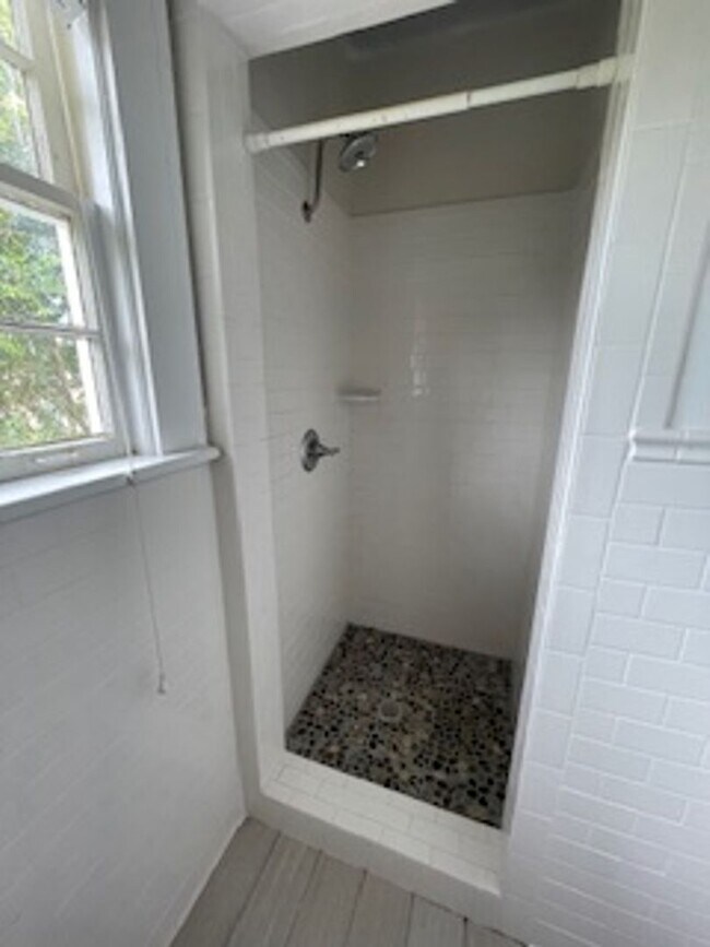 Building Photo - 1539 Isabel Ct