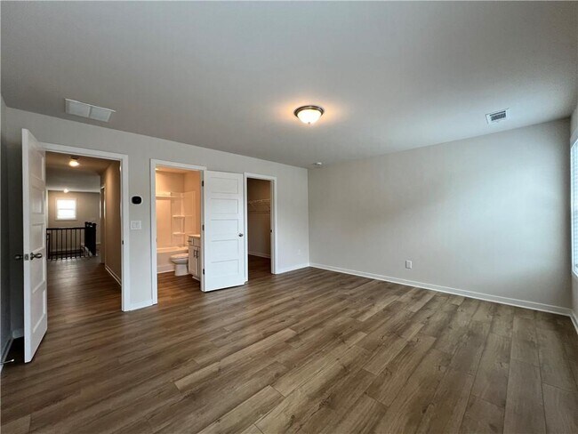 Building Photo - 905 Winding Rose Dr