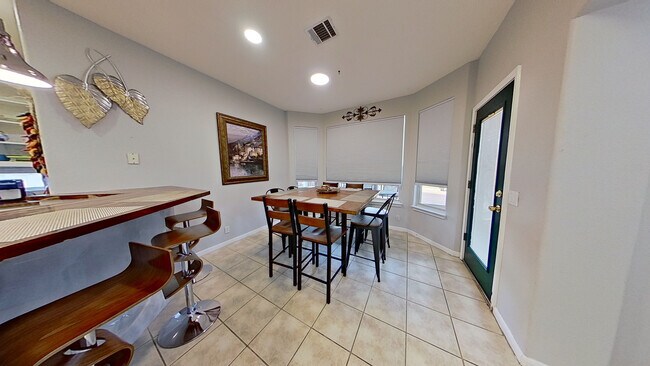 Building Photo - 1007 Brown Dr