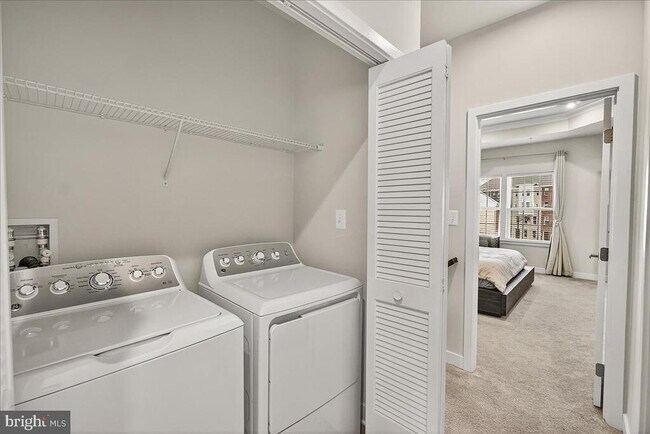Building Photo - 16224 Bright Star Wy