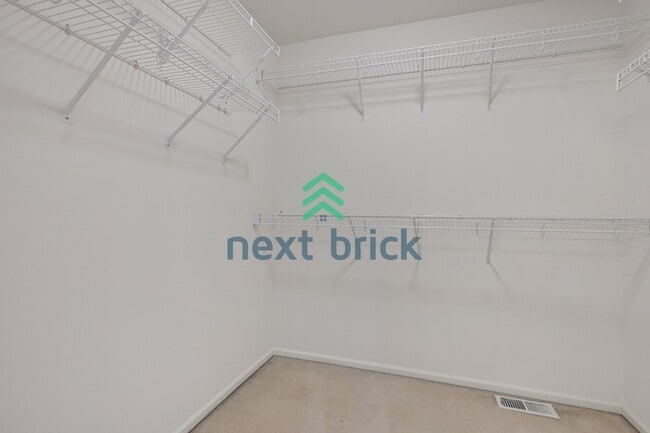 Building Photo - Lovely 4-bedroom + bonus room, 2.5-bath cul-de-sac home