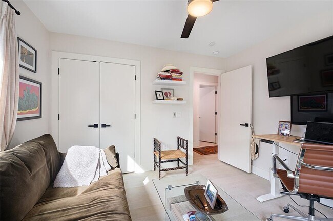 Building Photo - 5000 Lansing Dr