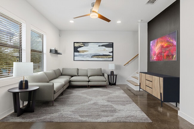 Building Photo - 1114 N Olive St