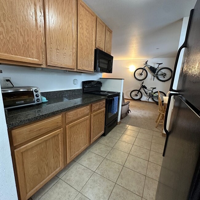 Building Photo - Furnished Studio Apartment in Victor, ID