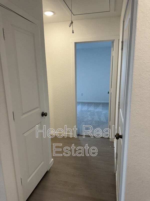 Building Photo - 1836 Wood Warbler Ln