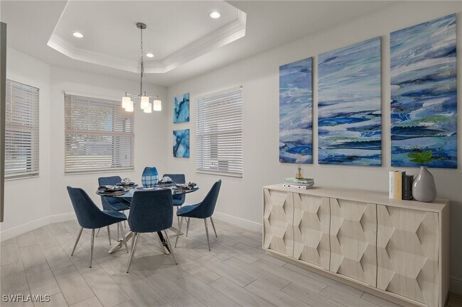 Building Photo - 8880 Redonda Dr