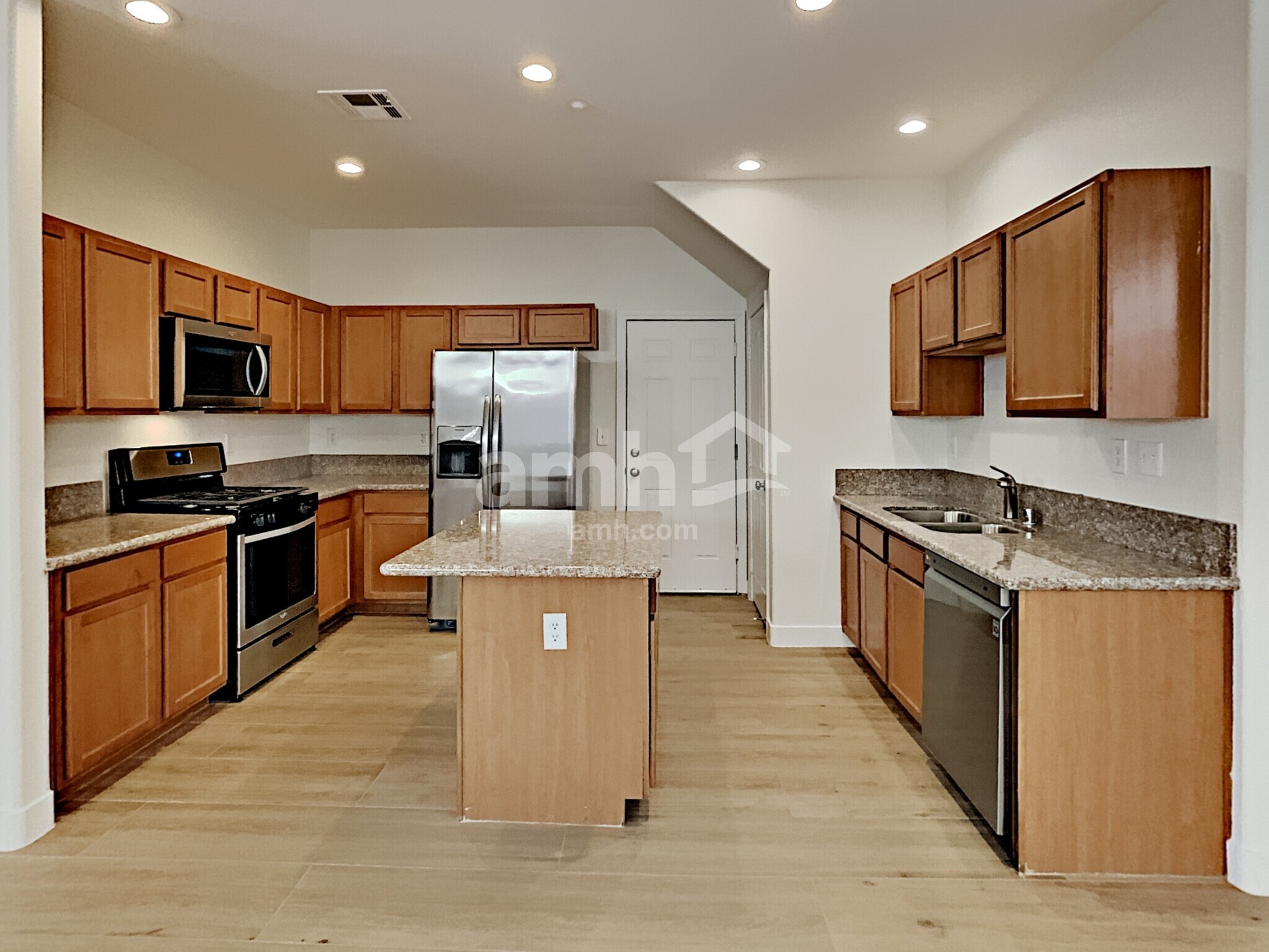 Building Photo - 8928 Cambridge Glen Ct