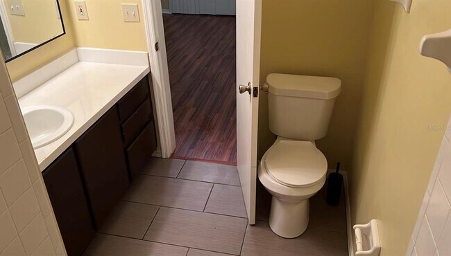 Building Photo - 2046 Royal Bay Blvd