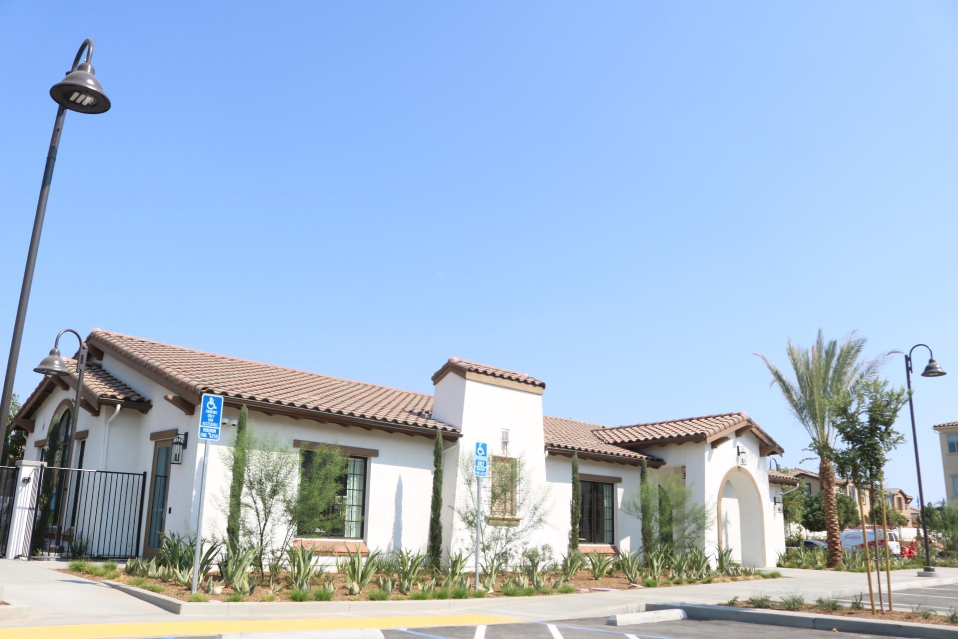 Building Photo - 27423 Georgetown Dr