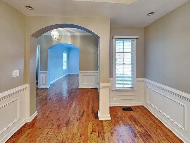 Building Photo - 2639 Hooch Ct