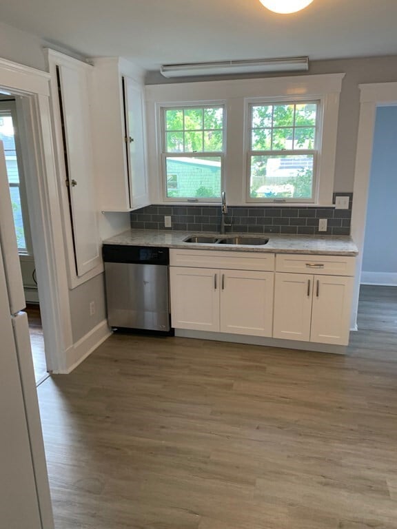 Building Photo - 4 Martin St