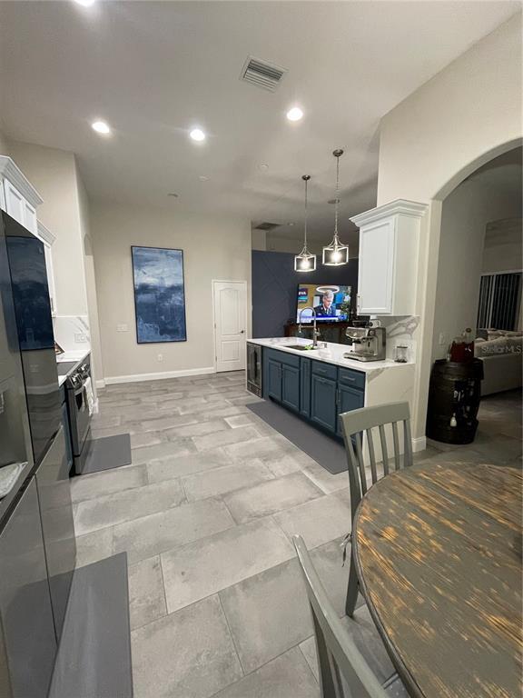 Building Photo - 12012 Whistling Wind Dr