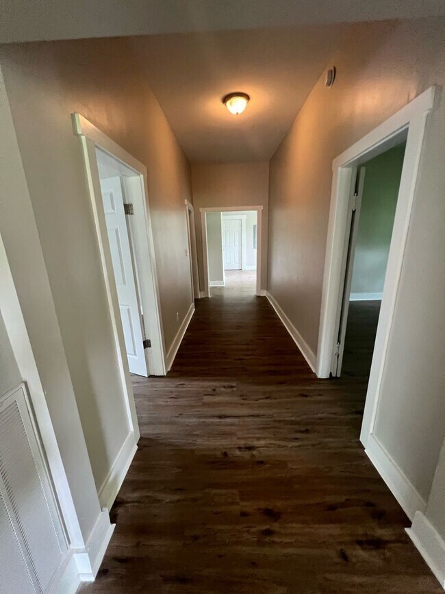 Building Photo - Historic Home In Chattanooga