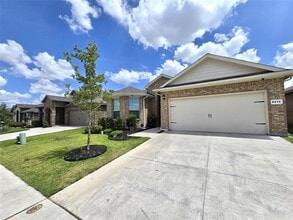 Building Photo - 6213 Blacksmith Ave