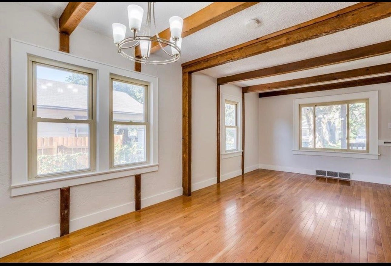 Building Photo - 1422 S Laura Ave