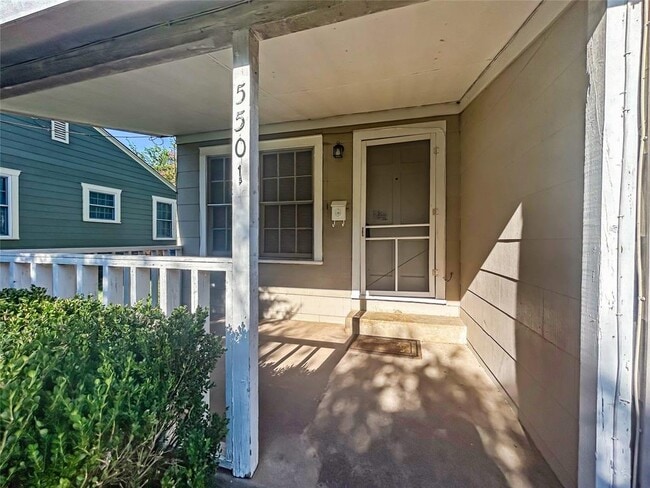 Building Photo - 5501 Montview St