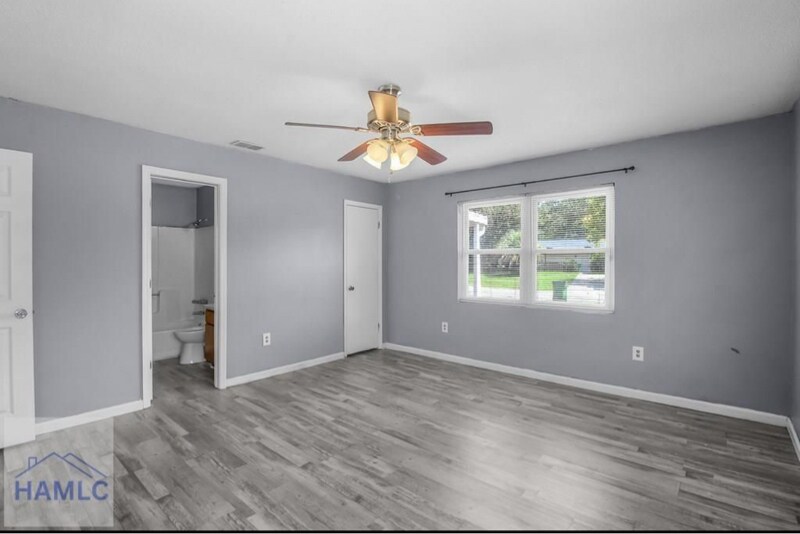 Building Photo - 160 Cherokee Cir
