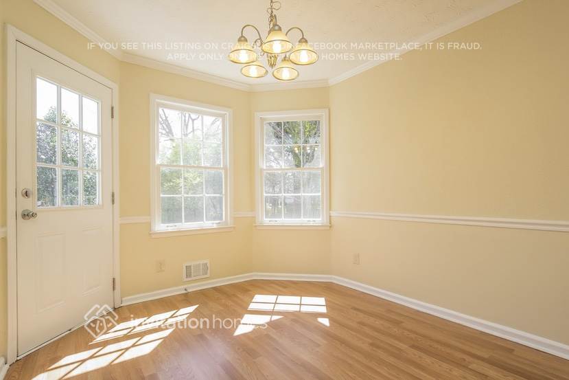 Building Photo - 960 Camden Hill Ct