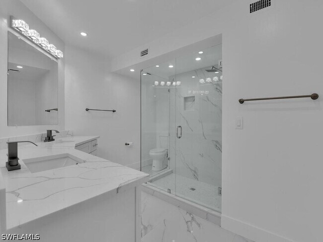 Building Photo - 1200 Misty Pines Cir