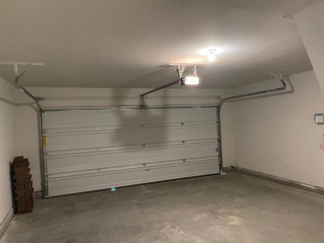 Building Photo - 5409 Pagewood Dr