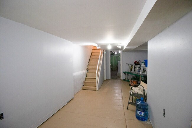 Building Photo - 2809 Chatham St