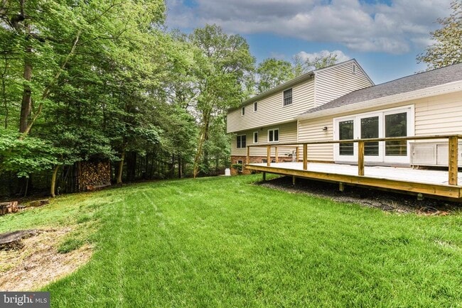 Building Photo - 8504 Shadeway Pl