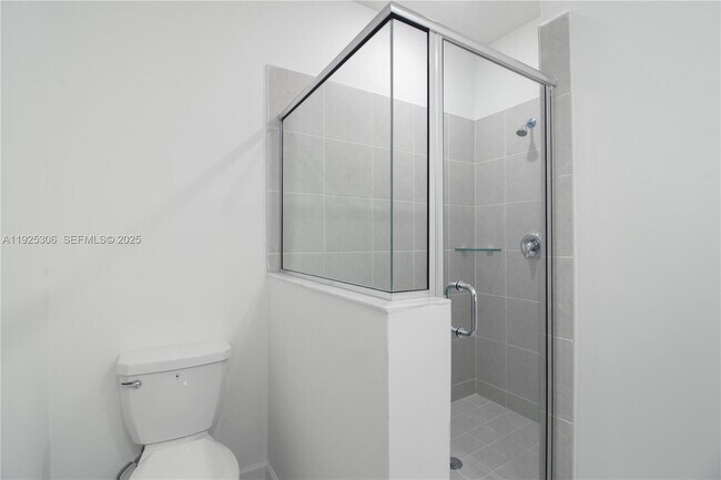 Building Photo - 2729 SE 25th Ave