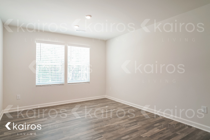 Building Photo - 2607 Provence Dr SE