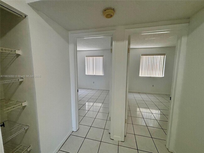 Building Photo - 6246 SW 131st Pl