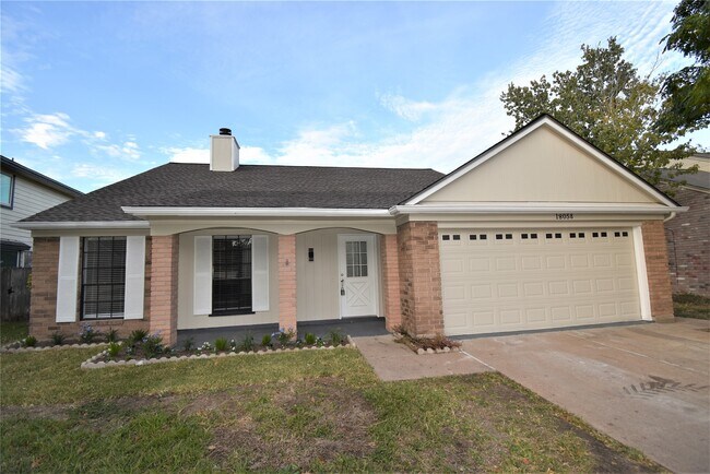 Building Photo - 18058 Brooknoll Dr