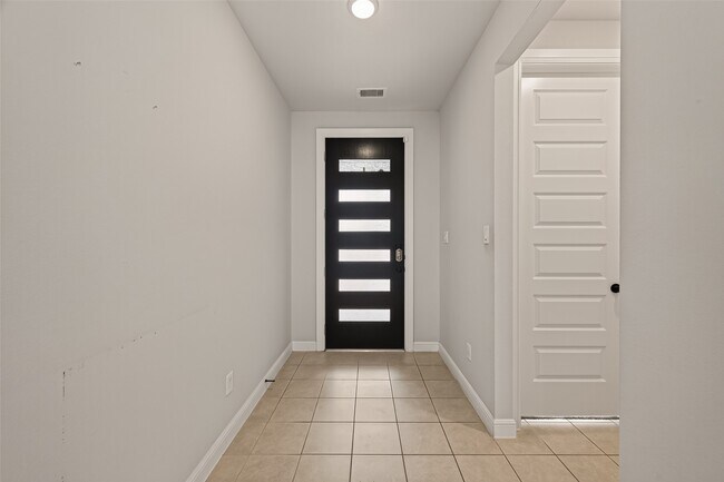 Building Photo - 8522 Belfast Mnr Ln