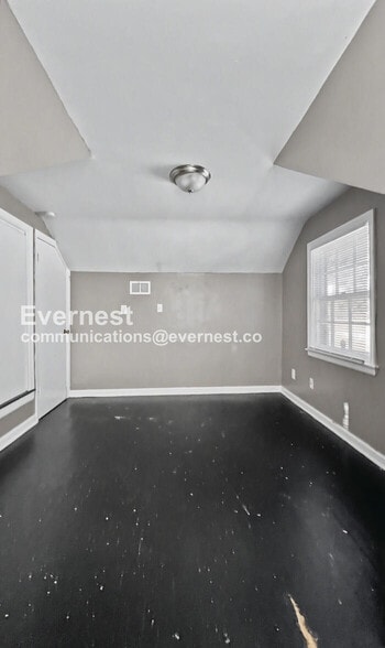 Building Photo - 7316 The Paseo