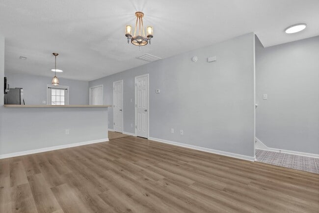 Building Photo - 1402 Old Folkstone Rd., Unit 2