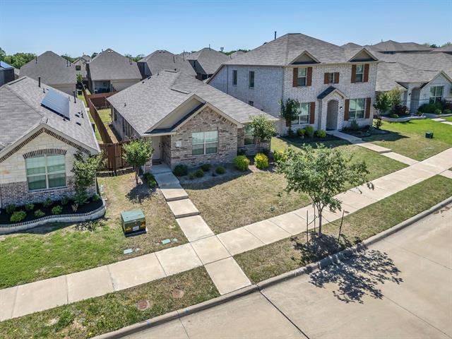 Building Photo - 2913 Meadowlands Dr