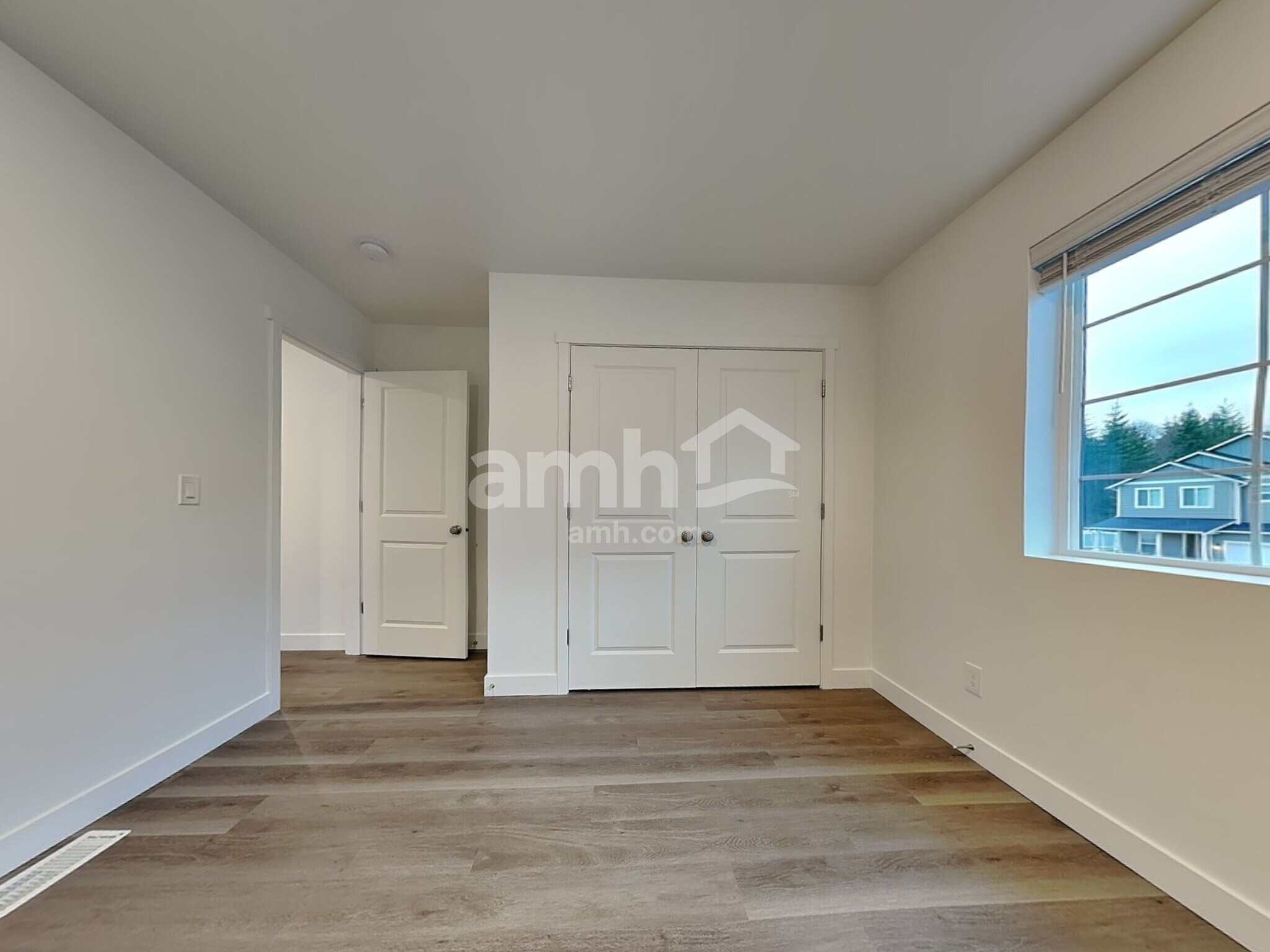Building Photo - 8006 Katriel Ct SW