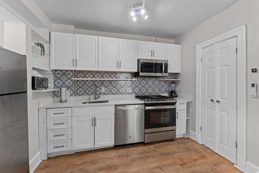 Renovated kitchen - 2339 3rd St NE