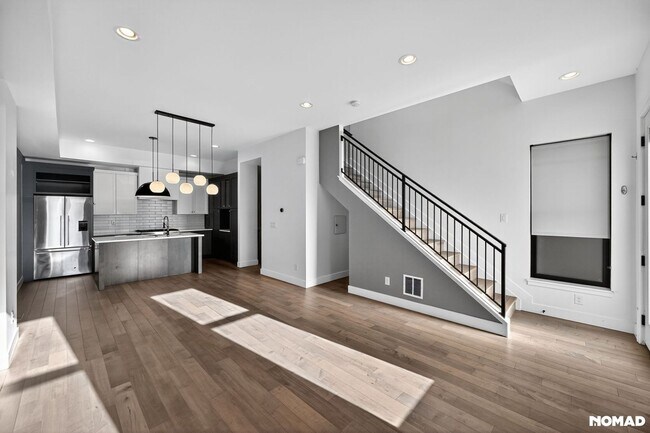 Building Photo - 1 month FREE rent RINO/3-Bed, 3.5-Bath townhouse