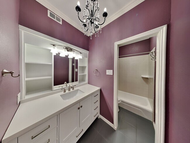 Building Photo - Captivating Condo in the Royale Orleans Ea...