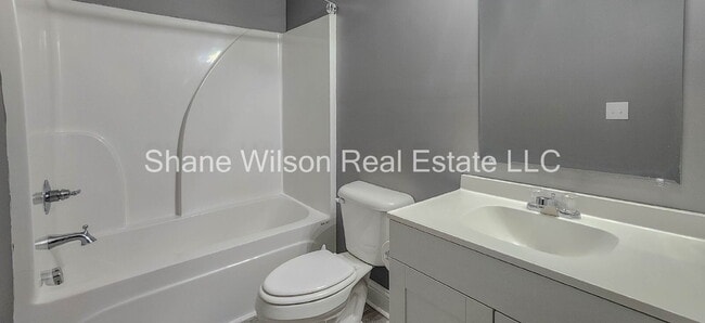 Building Photo - 3 BR / 2 BA for lease in Dalton