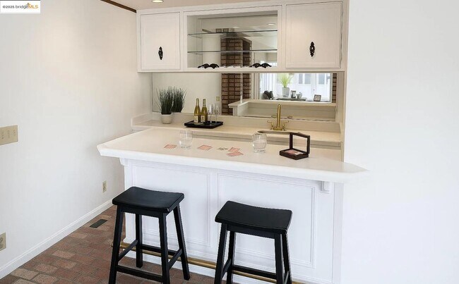 Building Photo - 301 Discovery Bay Blvd