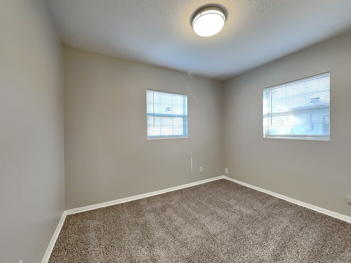 Building Photo - 7428 Sharbeth Dr N