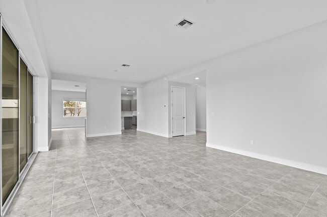 Building Photo - 5338 Liberty Ln