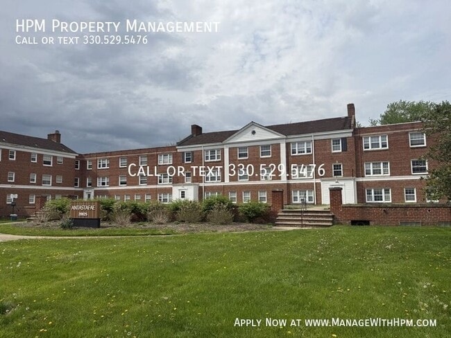 Building Photo - 20865 Chagrin Blvd