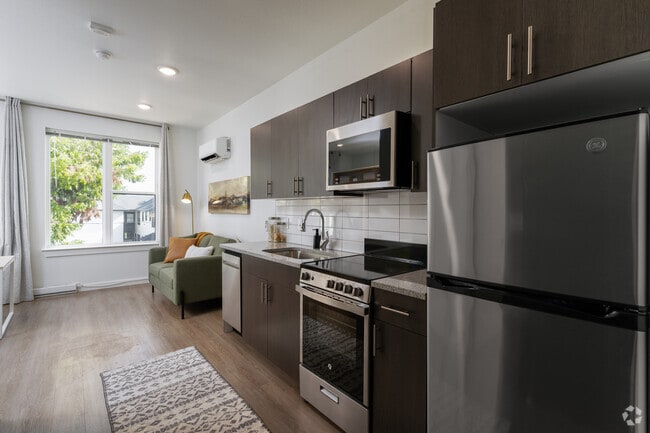 Studio, 1BA - 346SF - Kitchen - CoHo Apartments