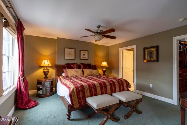 Building Photo - 164 High Rock Ave