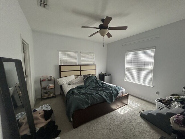 Building Photo - Modern 3BR Home with Garage & Spacious Living – Available July 10th!