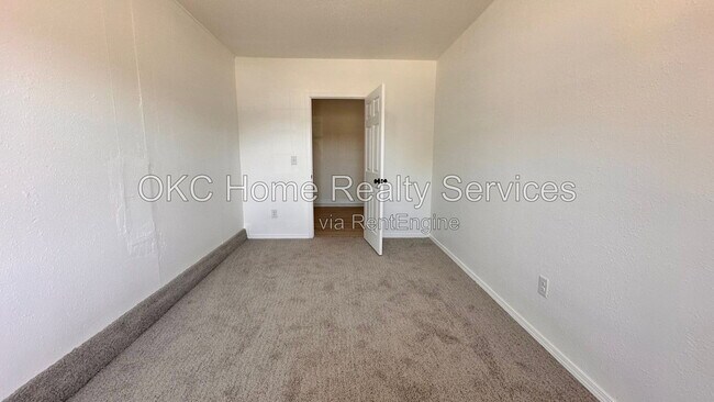 Building Photo - 4300 Bonaparte Blvd