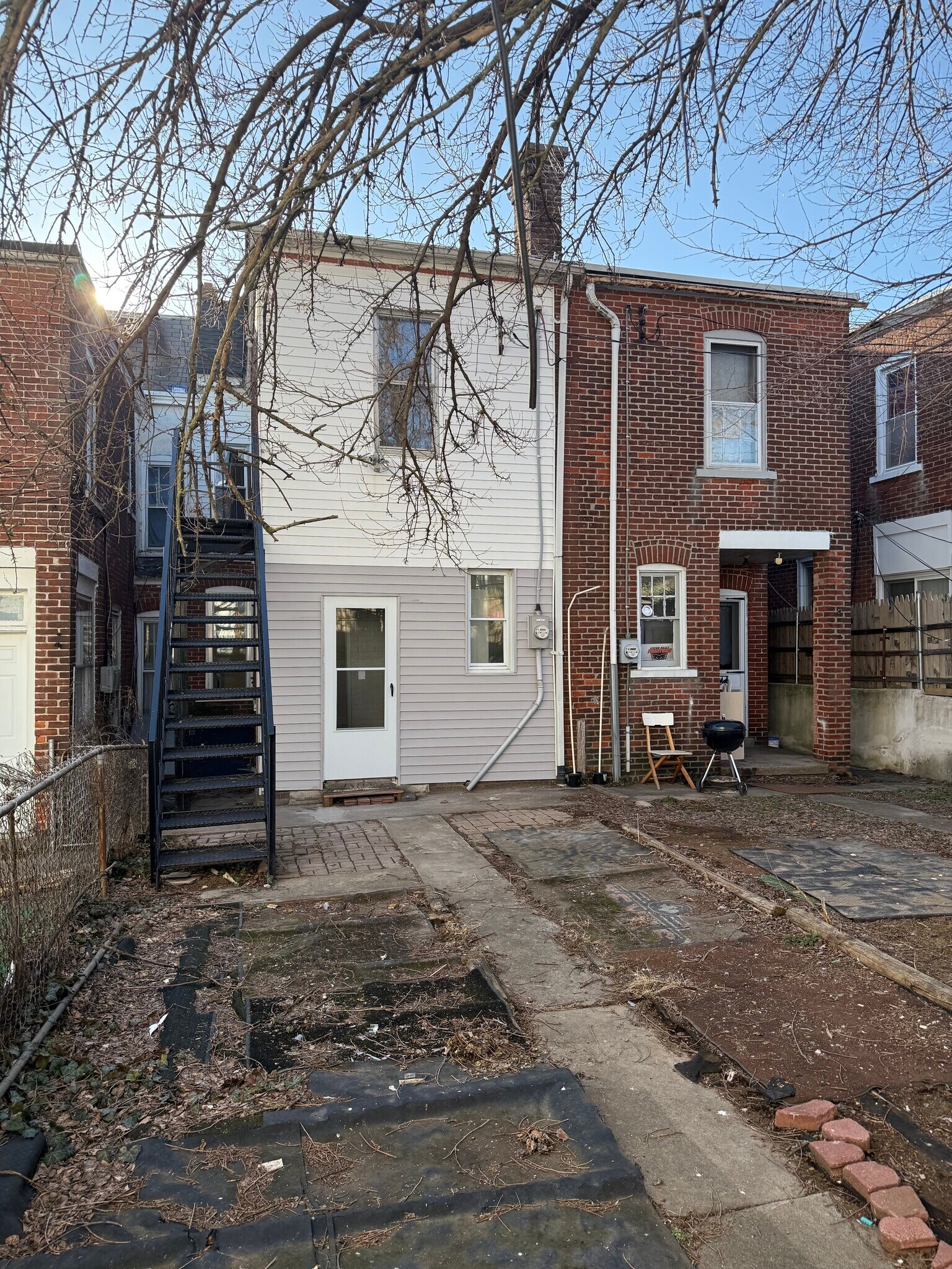 Building Photo - 133 S 15th St