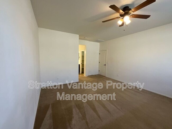 Building Photo - 3432 E Russell St